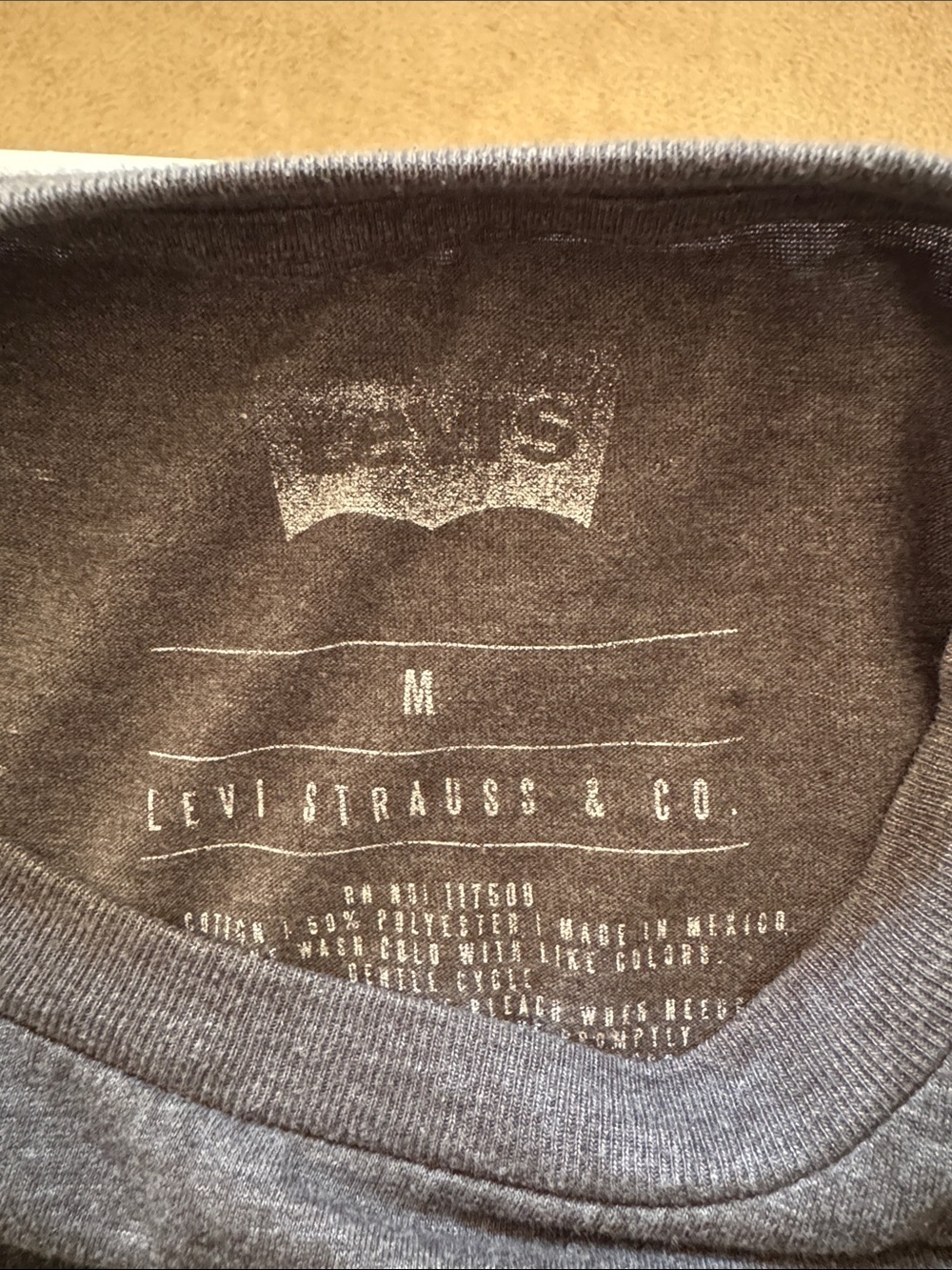 Levi's Men's Charcoal Heather Logo Tee